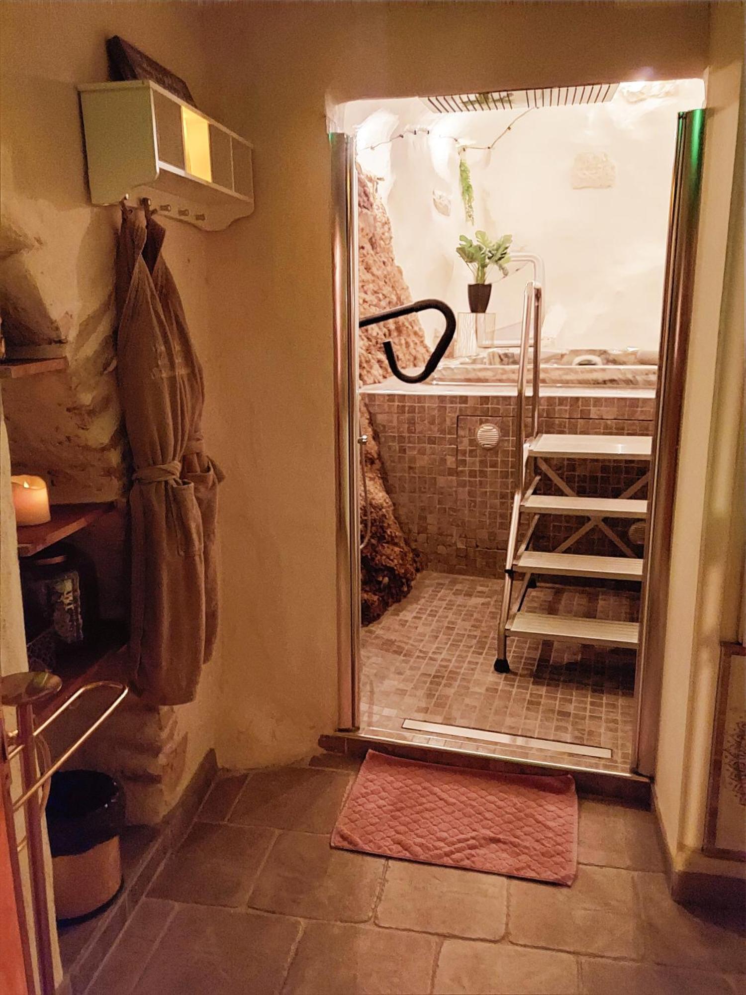 Love Room Avec Spa Privatif Monaco Roquebrune-Cap-Martin Dış mekan fotoğraf